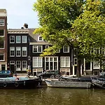 Canal Wow