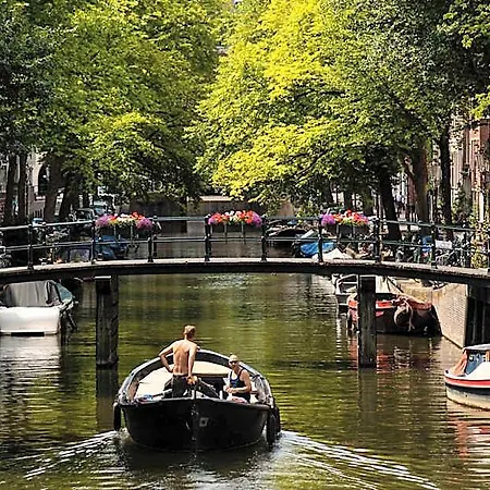 Canal Wow 3* Amsterdam