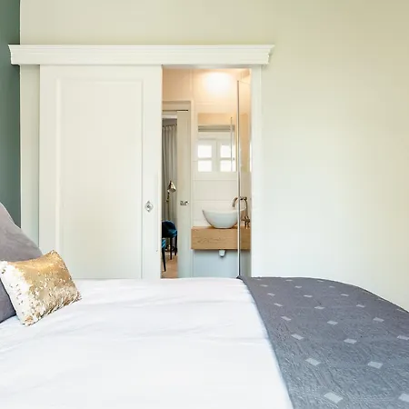 Pensionat Canal Wow 3*